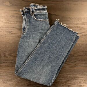 Like new Abercrombie 90s Relaxed Denim Jean Size 26